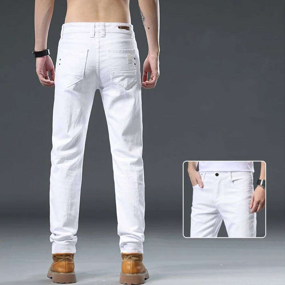 Autumn Men's White Slim Fit Straight Jeans Casual Stretch Denim Pants Comfortable Fashion Streetwear Male Brand Clothing 26Y0312