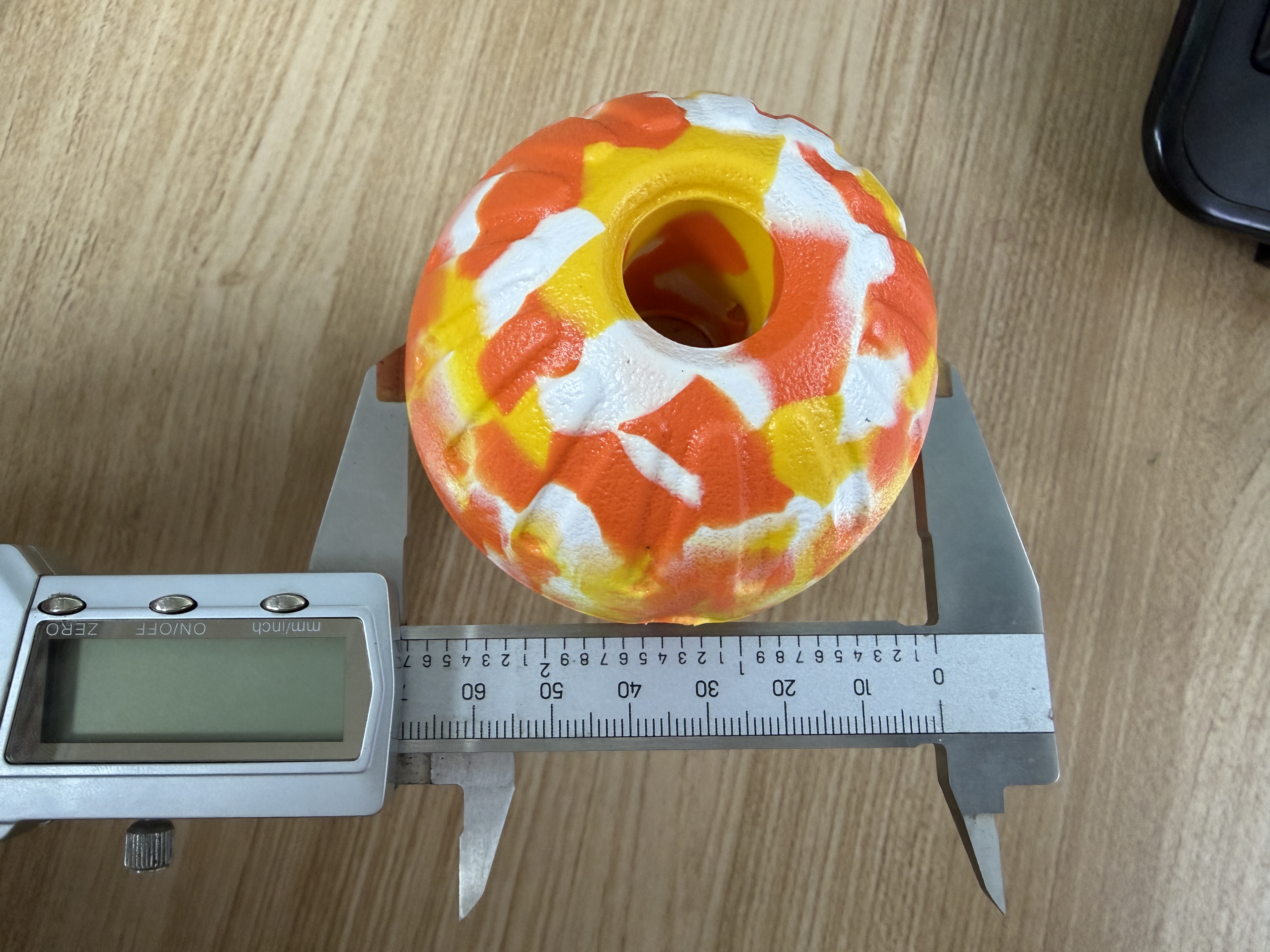 Interactive Dog Toy with Rope: EVA Foamed Floatable Water National Emblem for Canine Playtime