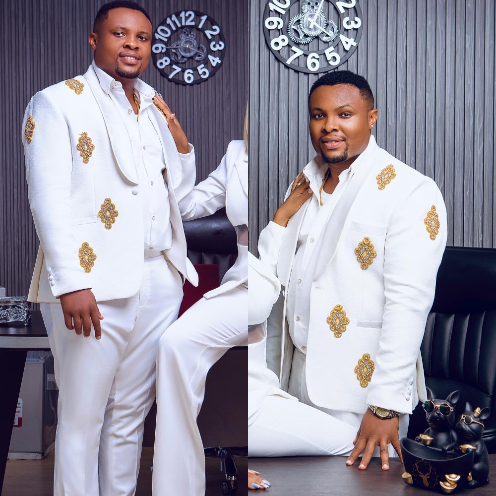 Luxury Men Suits 2 Pieces Shawl Lapel Blazer Beading Tailor-Made Jacket One Button Groom Prom Party Customized Coat Pants Plus Size
