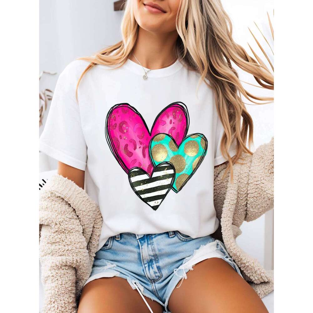 Heart Pattern Valentine's Day T-Shirt Women Casual Outfit White Plus-Size Z260312