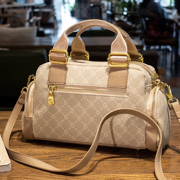 2026 New Simple & Stylish Casual Handbag for Women, Large Capacity, Versatile, Multi-functional Lettered Crossbody Bag