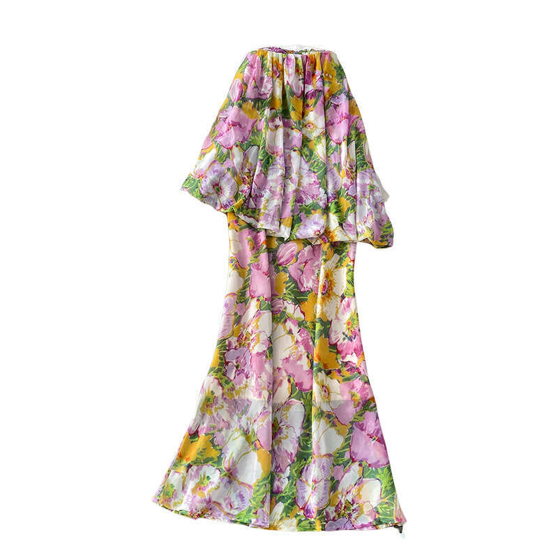Vintage French vacation style charming and elegant women's a23 printed strapless dress paired with a niche elegant cape