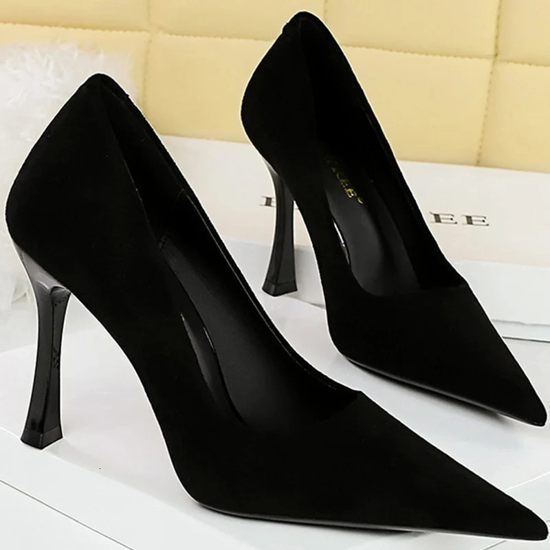 Autumn Simple Elegant 10cm 7cm High Heels Stiletto Womens Shoes Pointed Black Etiquette Professional Single Wedding 260306