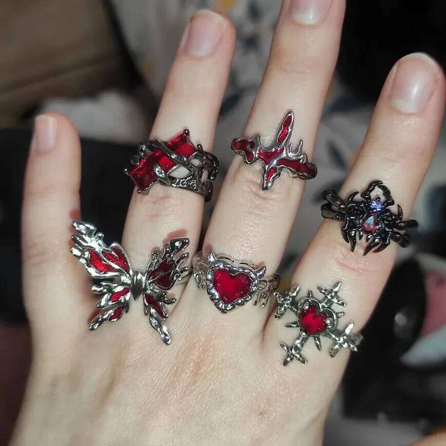 New Adjustable Opening Irregular Red Crystal Glass Heart Aesthetic Rings for Women Gothic Animal Spider Ring Creative Jewelry H260312