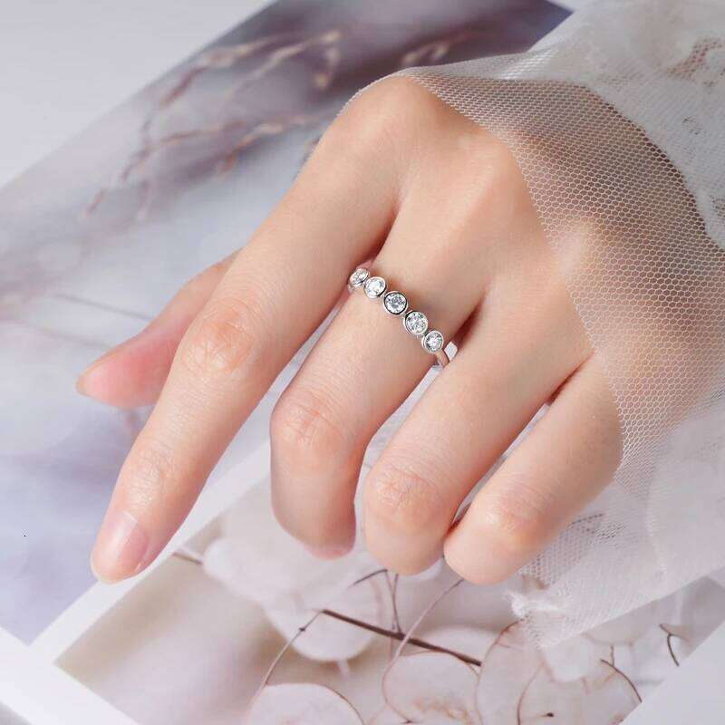 Anziw 925 Sterling Silver 3mm D-E Moissanite Rings for Women Fashion Five Stones Ring Daily Wear Finger Band Fine Jewelry Gifts H260312