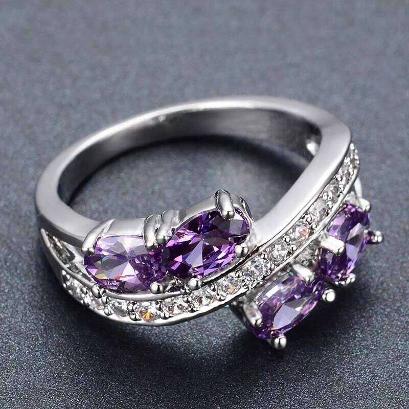 Huitan New Arrival Bright Purple Zirconia Ring Women Delicate Fashion Design Wedding Accessories Stylish Jewelry for Party H260312