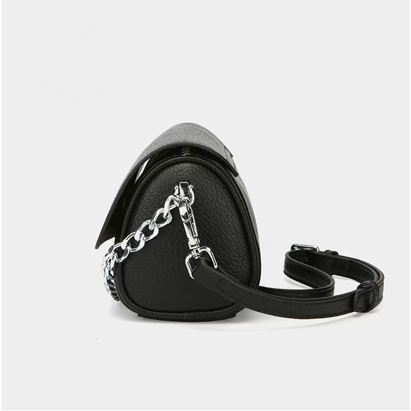 Stylish Adjustable Crossbody Tote for Ladies: Compact Yet Spacious