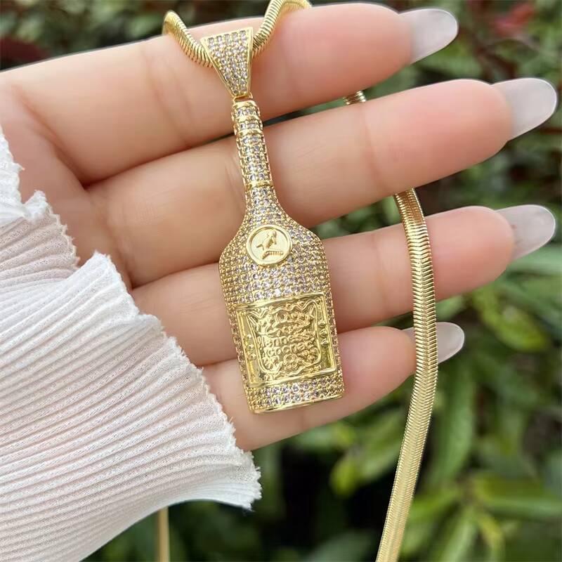 18K Gold Universal Moissanite VVS Grade Grim Reaper Religious Series Necklace - Classic Minimalist Style