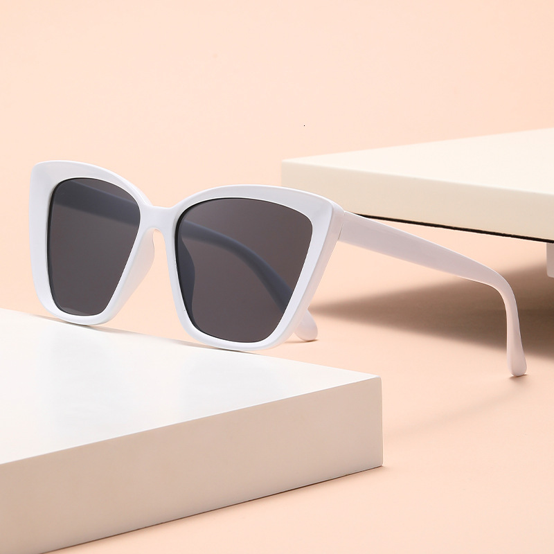New Fashionable Large Frame Trendy Internet Celebrity Street Style Versatile Cat Eye Sunglasses