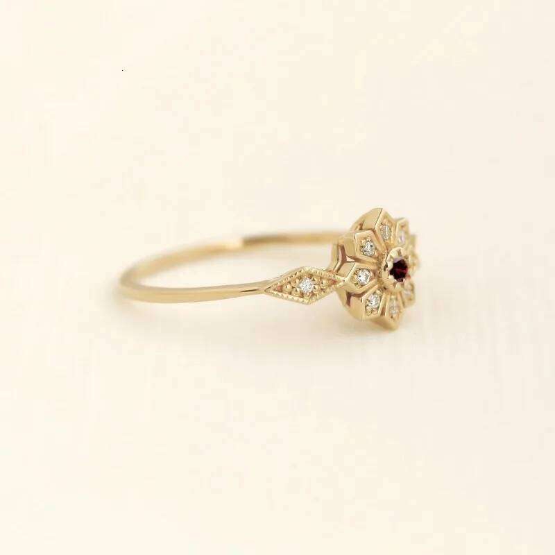 European and American new fashion snowflake shape red gemstone inlaid with personality versatile simple women's ring H260312