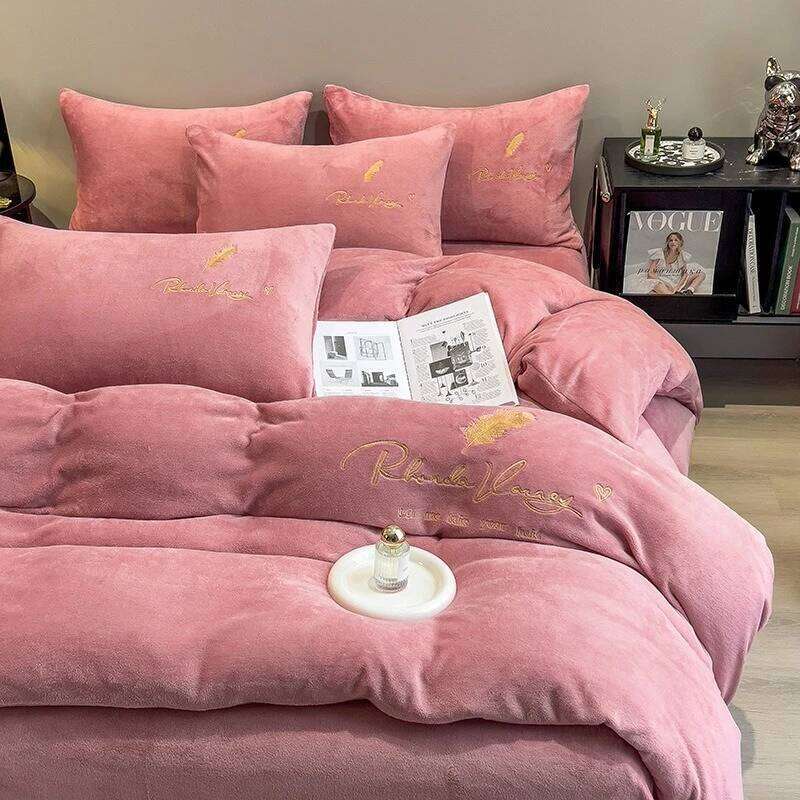 Coral milk four-piece set winter sheet thickened single cover dormitory crystal velvet embroidered bed H260312