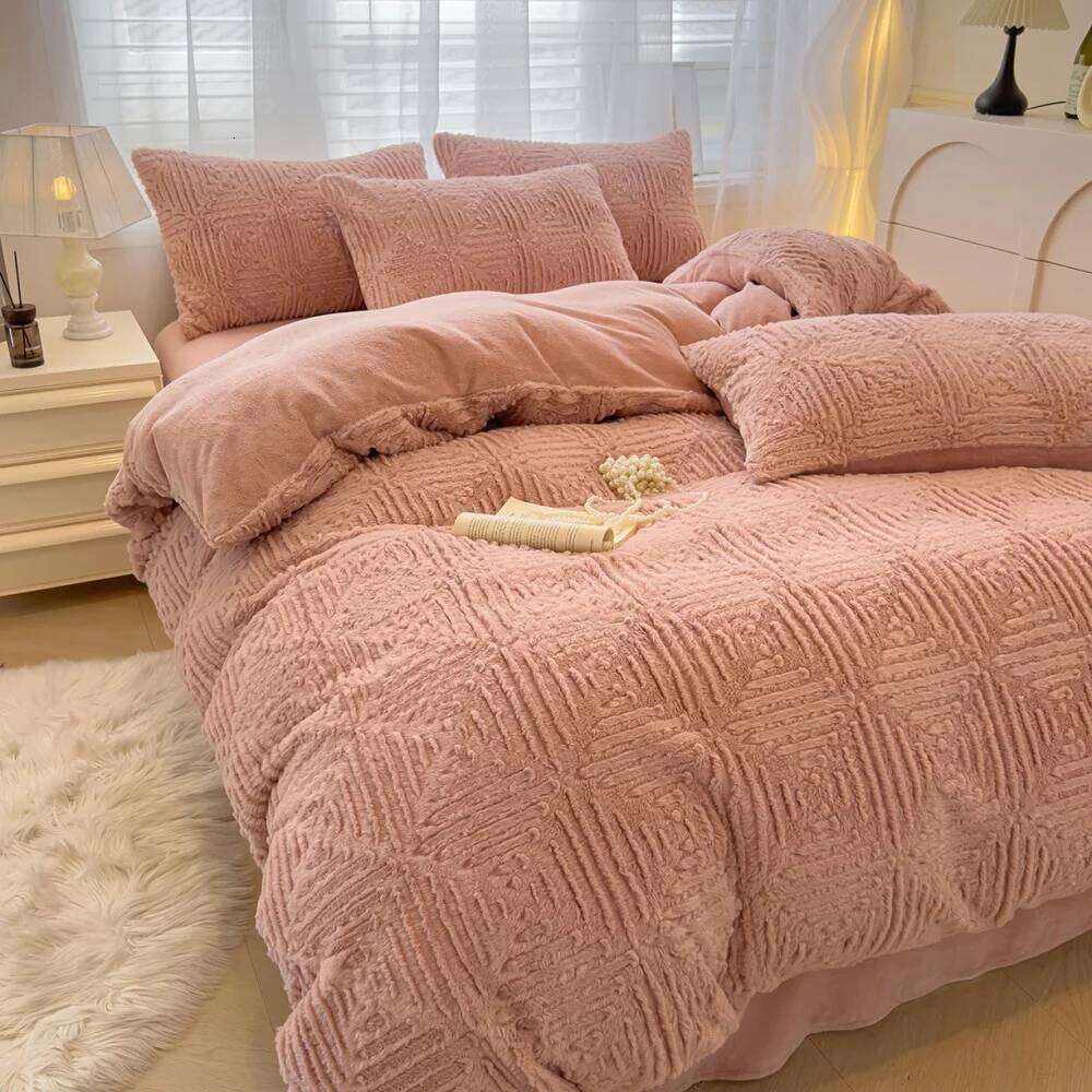 Solid Color Thickened Milk Velvet Bedding Winter Warm Duvet Soft Quilt Cover Bed Sheet Pillowcase Four-Piece Set H260312