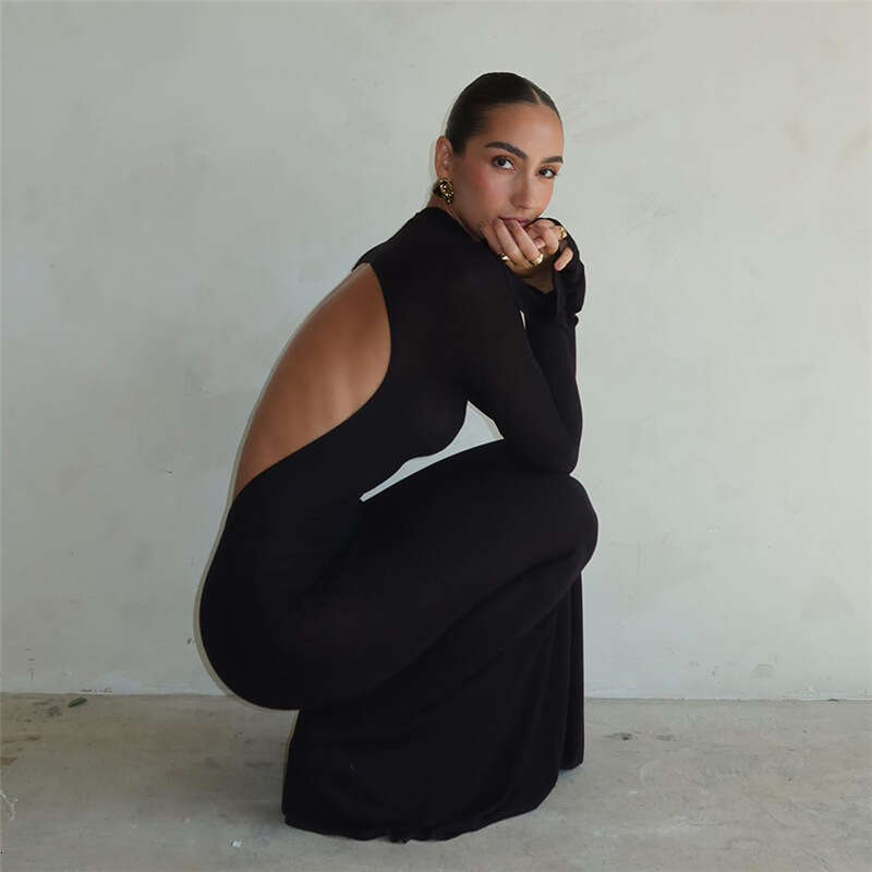 European and American Style 2026 Autumn Winter New Women's Fashion Round Neck Long Sleeve Sexy Backless Slim Fit Bodycon Dress