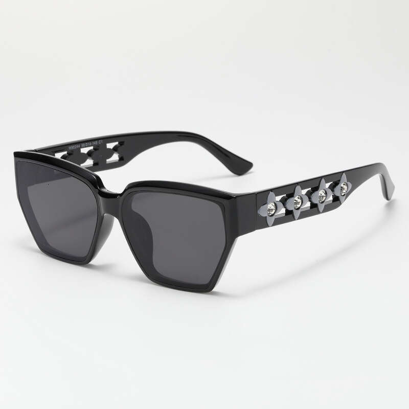 Sunglasses for Women Square Sun glasses Classic Face Slimming Oversized frame Polarized lenses Beach Daily Sun Glasses Flower Diamond Accent