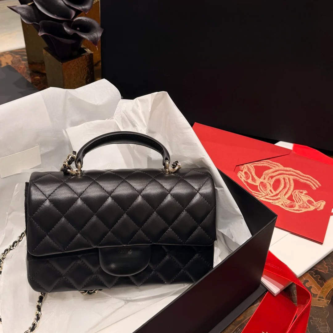 Designer Bags New Arrival Luxury Handbags Genuine Leather Handle Mini Flap Bag Classic Leather Chain Shoulder Messenger Bag Fashion Women Purses