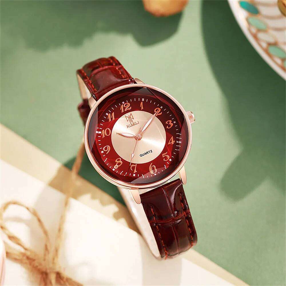 Fashion Green Women's Business 2025 Digital Quartz Watch Casual Leather Ladies Clock Gift Wristwatch