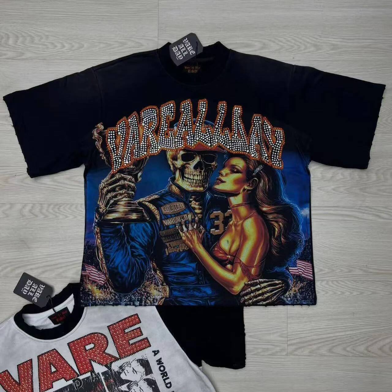 2026 New Fashion Streetwear Shinning Diamond Baggy Tshirts for Men and Women Short Sleeve Rhinestone Cotton Top Tees Oversized ddmythur