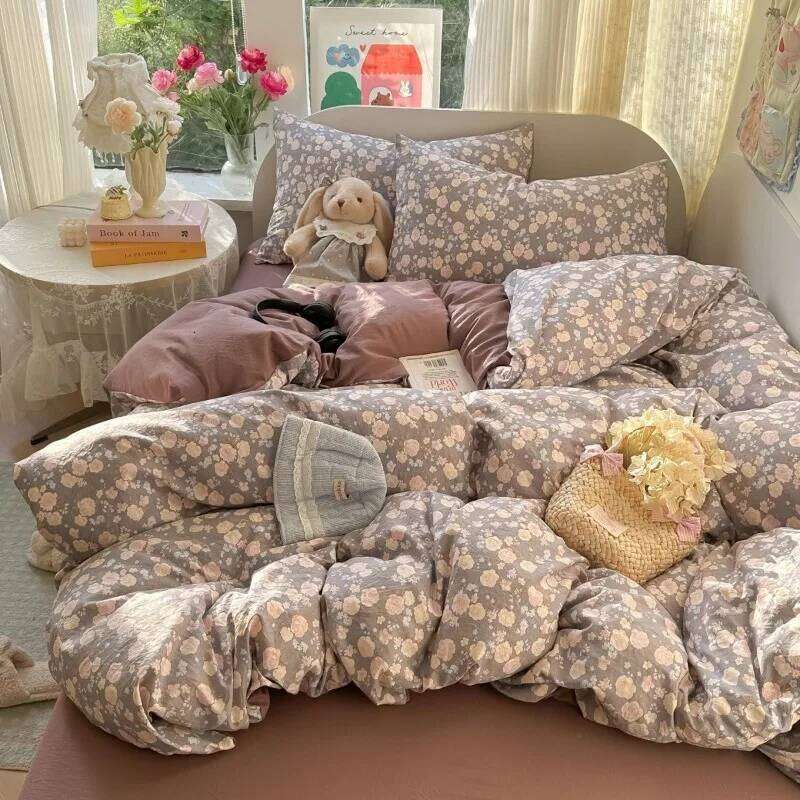 2025 new printing small fresh skin-friendly and comfortable quilt cover four-piece bedding student dormitory three-piece set H260312