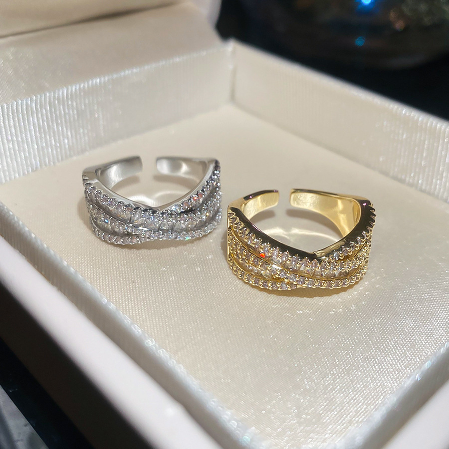Gypsophila Open Ring for Women, Silver Color with Sparkling Diamonds, High-Quality Texture, Simple and Fashionable Exquisite Ring