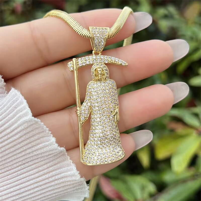 18K Gold Universal Moissanite VVS Grade Grim Reaper Religious Series Necklace - Classic Minimalist Style
