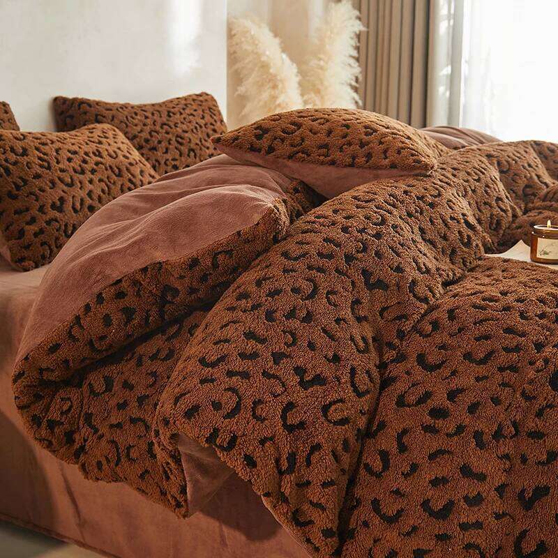 2025 autumn and new jacquard sheep milk fleece four-piece set winter thickened quilt cover bed fitted sheet H260312