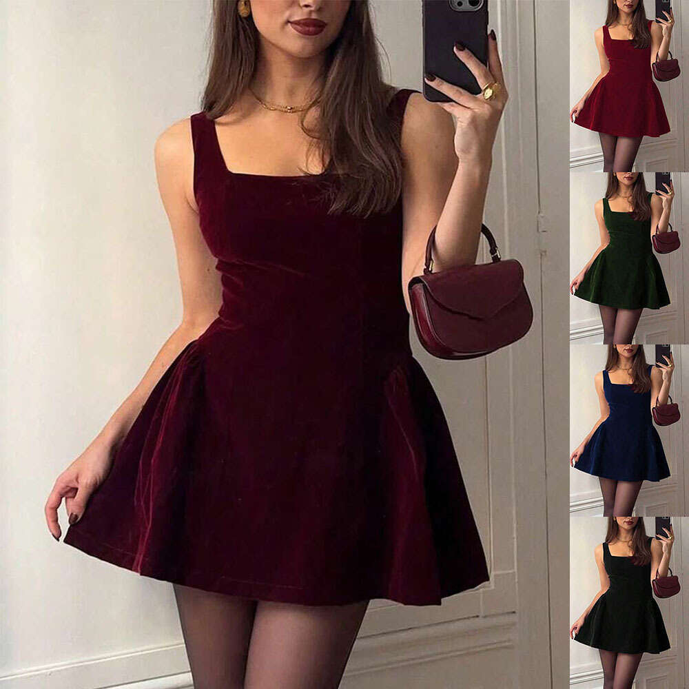 European and American cross-border foreign trade women's clothing independent site French elegant fashion date wear velvet strap dress