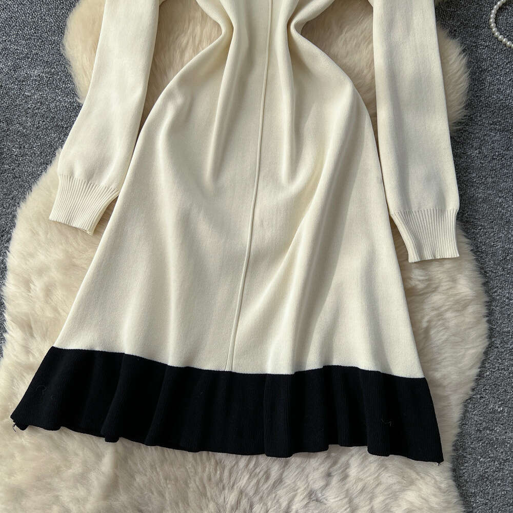 2026 French A17 Elegant High End Dress Round Neck Color blocked Ruffle Bottom and Waist Designer