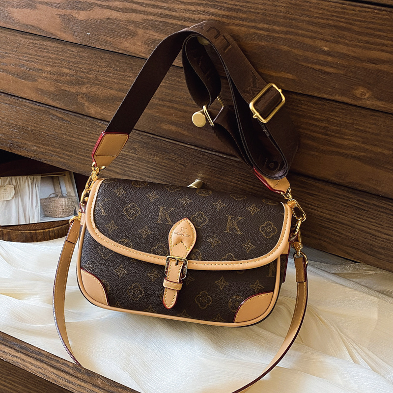 Retro women's small bag, new fashion luxury bag, high-quality handbag crossbody bag, designer handbag, fashionable shoulder square bag, high-qual