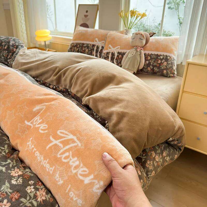 2025 new high-end milk four-piece set, bed sheet quilt cover, autumn heat storage warm fleece bedding three-piece set H260312