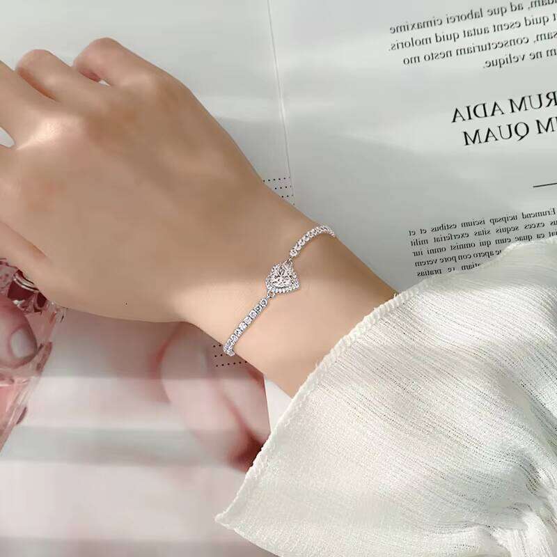 Fashion Charm Adjustable 1CT 2CT Diatoeous Earth Jewelry Cuban Chain Full Heart Bracelet Women's Wedding