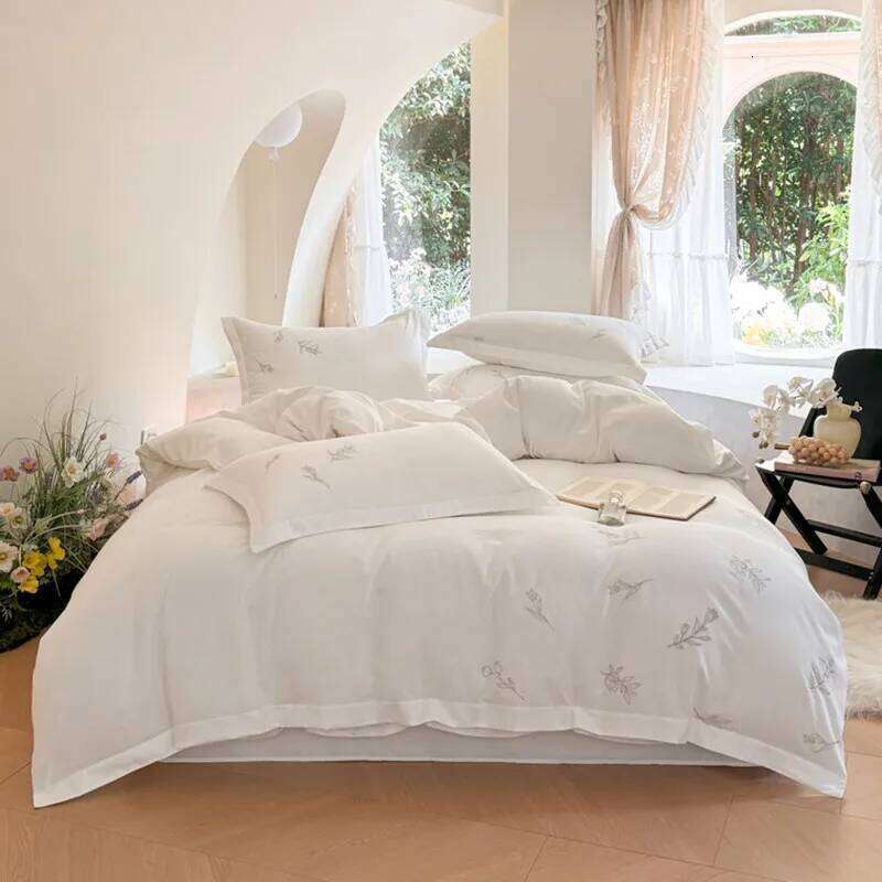 Pure White Minimalist Style Duvet Cover Set, Elegant Wildflower Embroidered Pretty Botanical Quality Fabric 4Pcs Bedding Set H260312