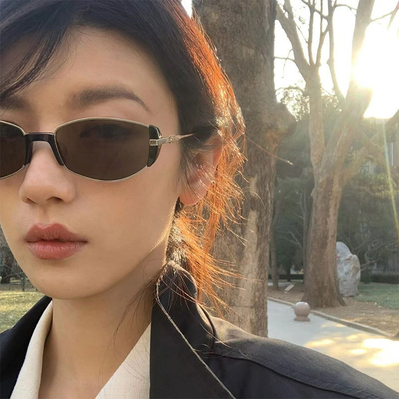 Narrow Frame Cat Eye Korean Style Irregular Modern Retro High-end Slimming Sunglasses for Square and Round Faces