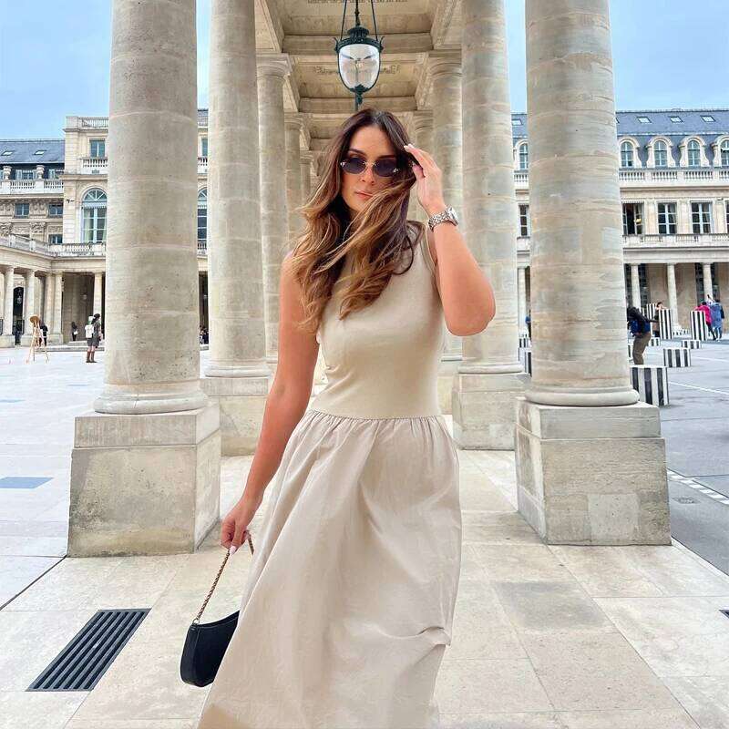 HXAO Black Women Slim Simple O Neck Sleeveless Long Holiday Street Casual Dresses 2025 Women's Summer Dress C260312