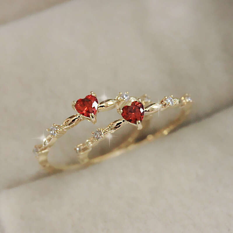 New Rings Designer Ring for Women Fairy Style Elegant Red Zircon Heart Romantic Heart Shaped Index Finger Ring