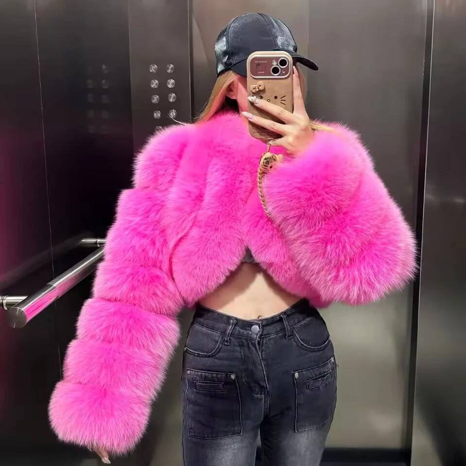 ZADORIN 2026 Chic Cropped Coat Luxury Designer Warm Faux Jackets for Woman Tops Winter Y2K Clothes Fur Coats
