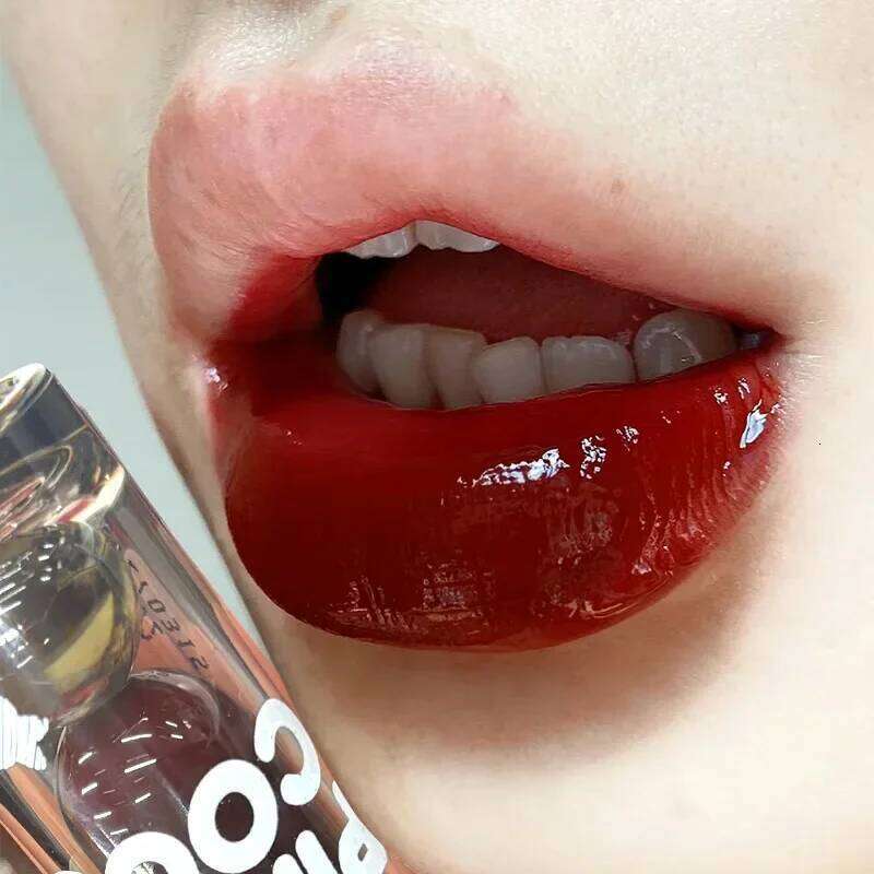 Dark Brown Mirror Lip Glaze Water Light Moisturizing Non-stick Cup Highly Pigmented Red Liquid Lipstick Lips Makeup Cosmetic W260311