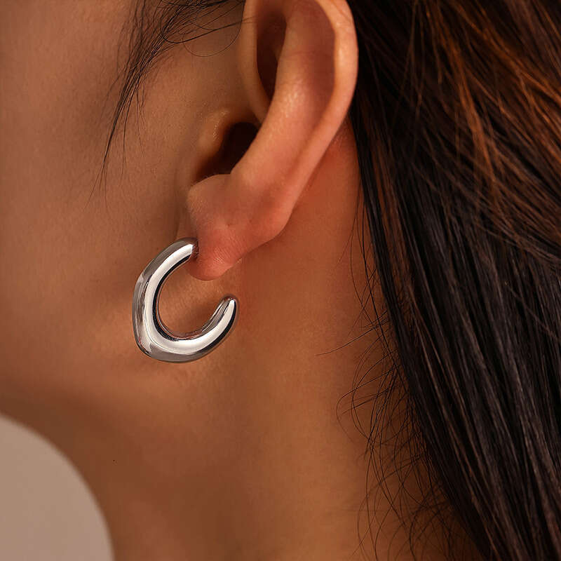 Women's Minimalist Earrings: Ins Style New Fashion Simple Irregular Open U-shaped 18k Gold / Silver Personalized Stud Earrings For Women, Daily /