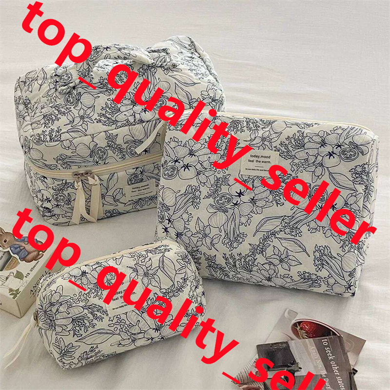 2026 Designer Duffle Classic Travel luggage for men women leather Large capacity handbag totes shoulder Bags mens womens large travel bag Handbag