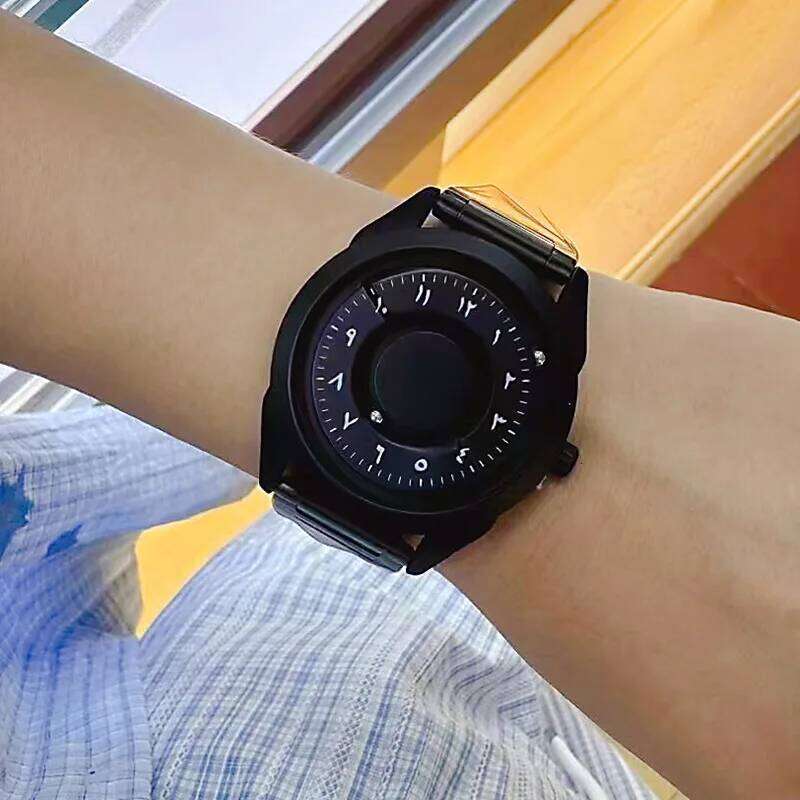 Personalized creative cool magnetic ball suspension man Arabic circular dial quartz watches relojes para hombre