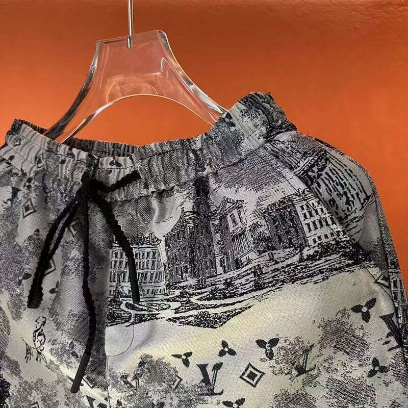 2025 Summer New Designer Niche Design Versatile Heavy-Duty Shorts Trendy Casual Men's High-End Light Luxury Asia Size