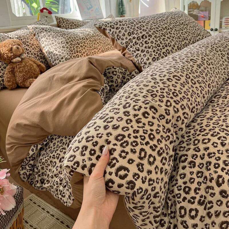 2025 new class A super soft washable four-piece cartoon quilt cover dormitory bed sheet three-piece bedding H260312