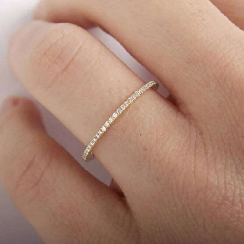 New Delicate Micro Pave Zircon Rings For Women Chic Crystal Daily Dating Women's Stackable Tiny Ring Fashion Jewelry Gifts H260312