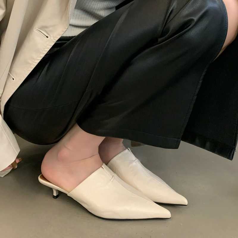 SUOJIALUN 2025 New Women Slipper Fashion Pointed Toe Slip On Ladies Elegant Mules Shoes Thin Low Heel Casual Dress Slides K260312