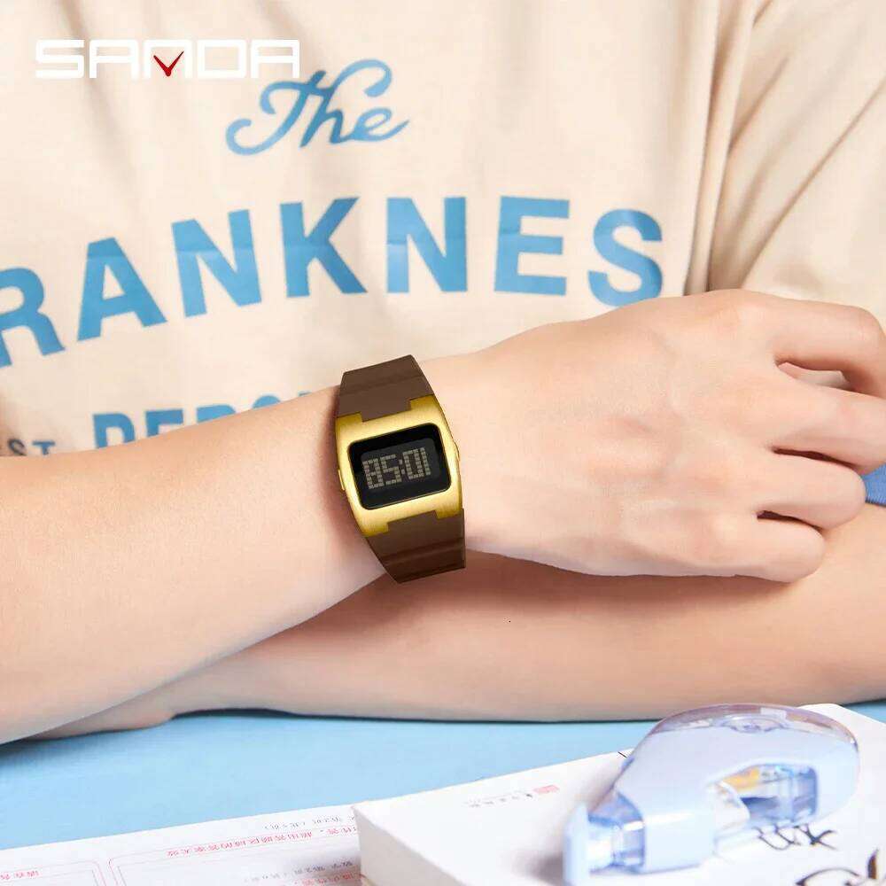 SANDA 2214 Retro Y2K Electronic Unisex Night Light 5ATM Waterproof Silicon Millennium Style Trendy Student Sports Watch