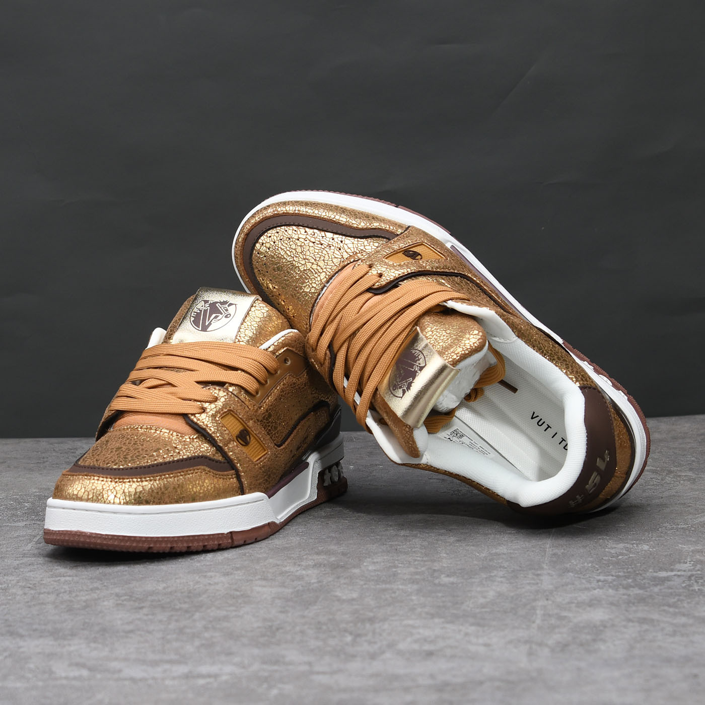 2026 Spring Summer Fashion Men's and Women's Shoes New Design Trendy Lightweight Comfortable Sports Shoes for Couples Versatile Breathable C