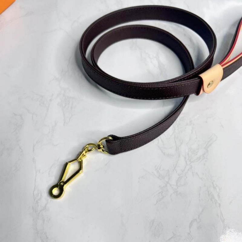 Designer brand leather dog collar, classic dog collar, designer, adjustable leash, luxury puppy belt leash, pet outdoor running training necklace, rop