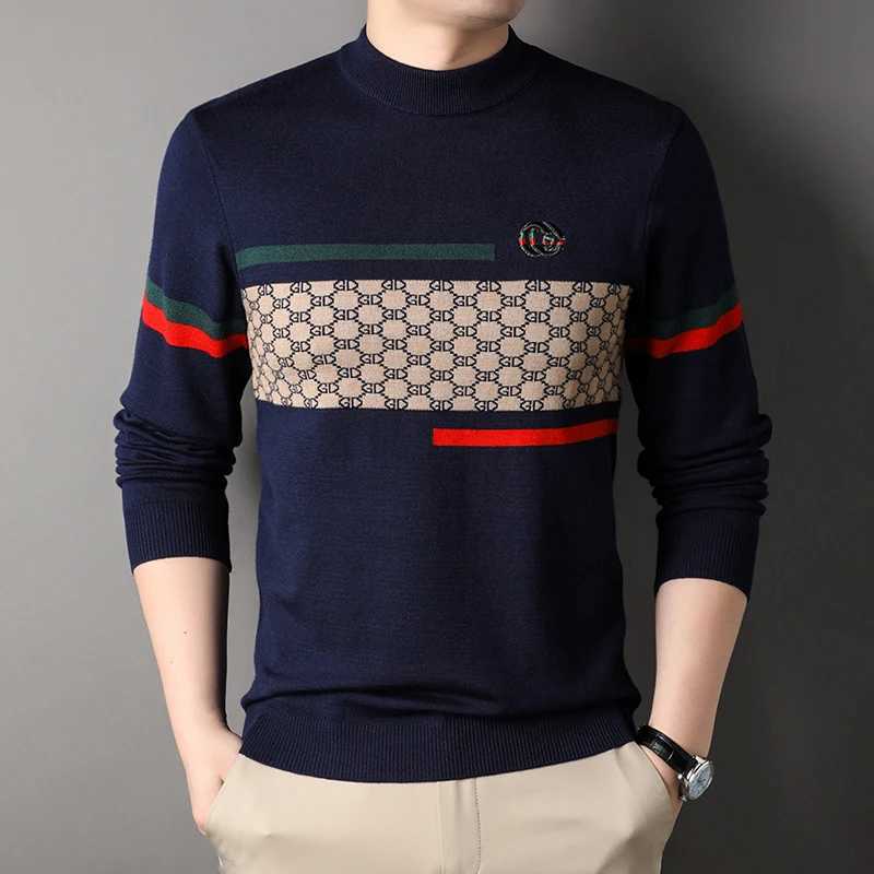 New Round Neck Slim Fit Mens Sweater for Autumn and Winter Korean Style Trendy and Casual Long Sleeved Knitted Base Sweater M260312