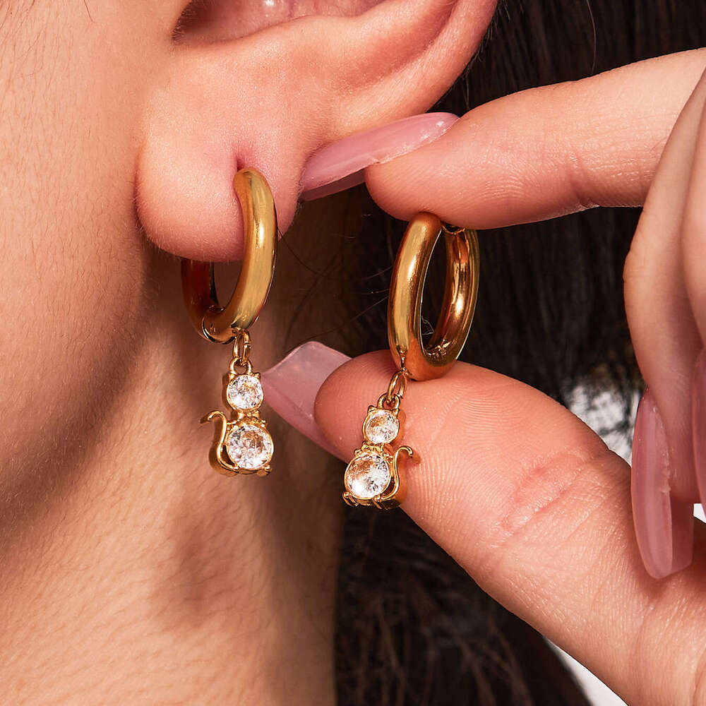 Titanium Steel Gold-plated Non-fading Niche Stud Earrings, Super Shiny Full Diamond Zirconia, Elegant And Versatile Women's Earrings