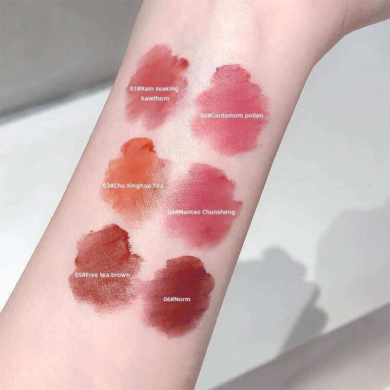 Gege Bear Velvet Air Lip Mud Matte Surface Good Blending Color Whitening Improves Complexion W260311