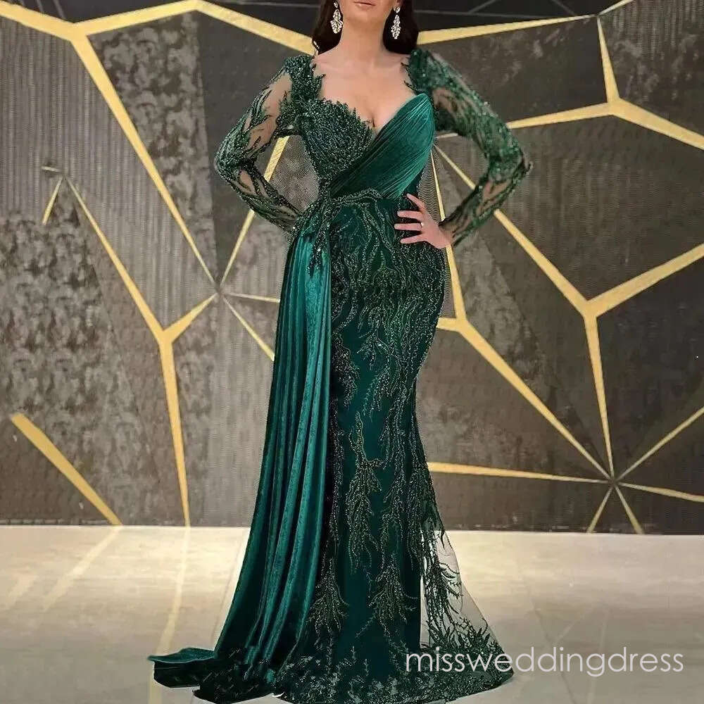 Elegant Emerald Green Evening Dress 2026 Sweetheart Lace Appliques Sequins Women Formal Gowns Party Prom Dresses Saudi Arabia Robe De Soiree